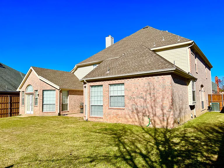 525 Salisbury Dr — Photo 38