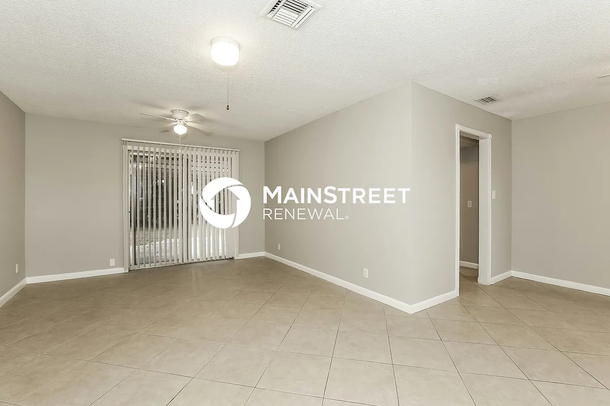 Living Room - 771 SW 70th Way