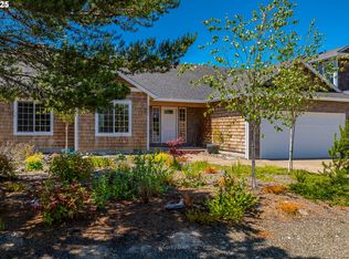 9950 Shore Pine Ln, Nehalem, OR 97131