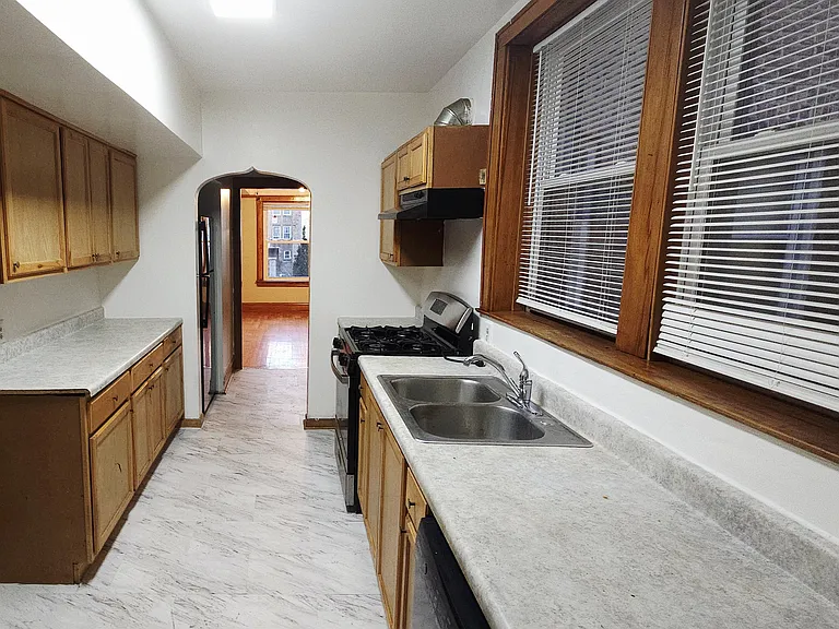 6322 N Mozart St #1 — Photo 6