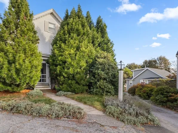 93 E Main St, Marlborough, MA 01752