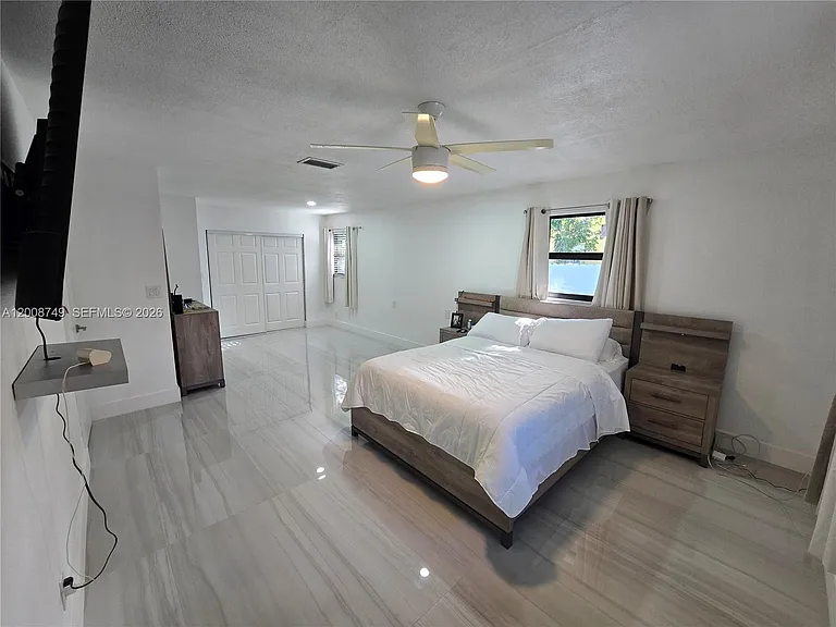 11578 NW 39th Pl — Photo 31
