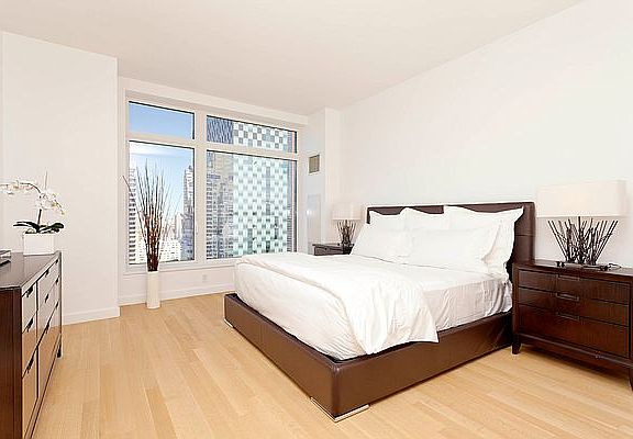 5th image of 400 E 67th St APT 26B