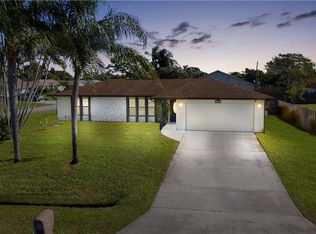 2237 SE Wald St, Port Saint Lucie, FL 34984