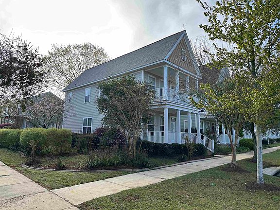 2nd image of 3659 Longfellow Rd #1