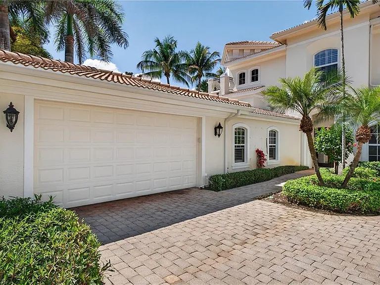 15543 Monterosso Ln #101 — Photo 2