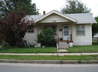 712 W 6th Ave, Hutchinson, KS 67501
