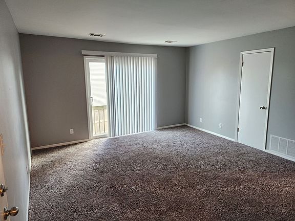 5th image of 1015 39th St APT 202