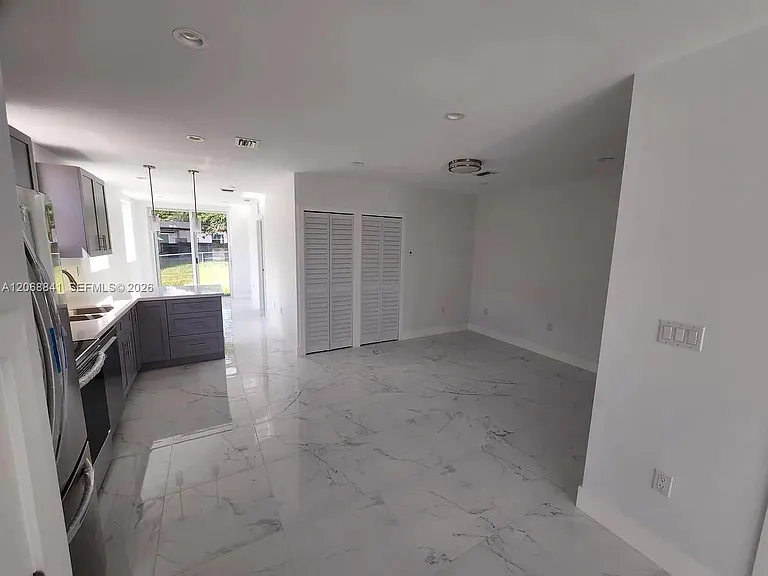7245 SW 21st St #1 — Photo 3
