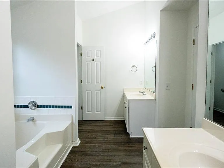 1607 Tunbridge Ln — Photo 22