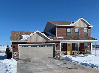 144 Safari Dr, Saratoga, WY 82331