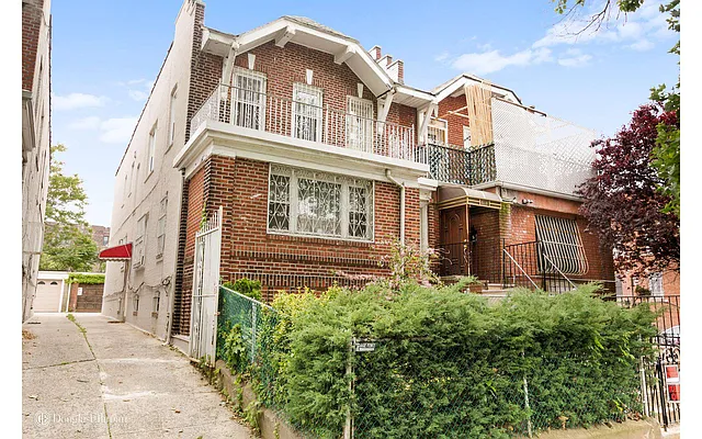 Rented by Douglas Elliman | media 12