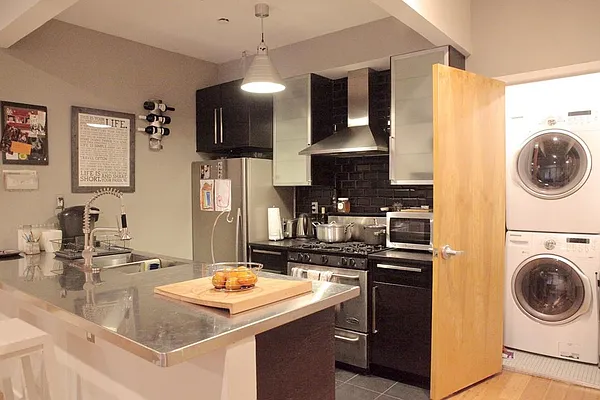 Rented by Corcoran | media 14