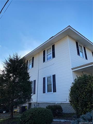 2nd image of 180 Morgan St