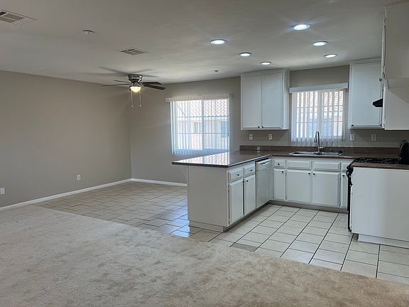 5th image of 8441 Oleander Ave APT B