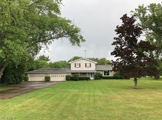 438 W Garfield Rd, Columbiana, OH 44408