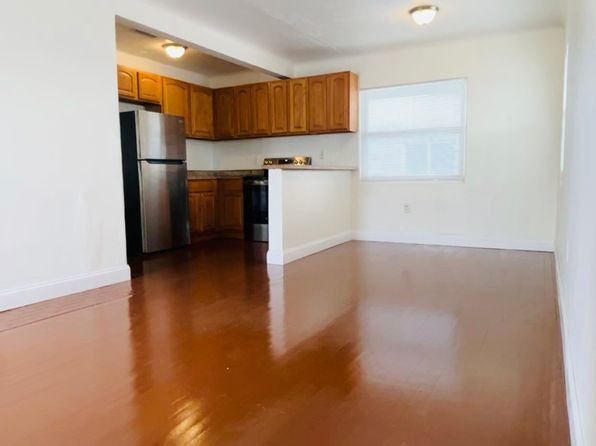 2019 Bay Dr #3