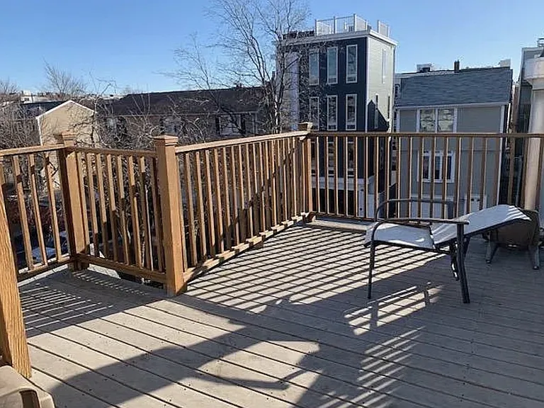 219 W 2nd St #2 — Photo 2