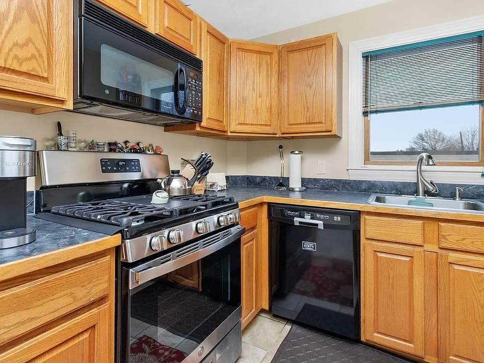 112 Harvard St #2