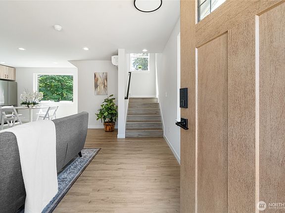 2nd image of 12531 25th Avenue NE #B