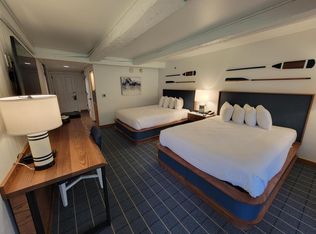 2400 E Geneva St #1810, Delavan, WI 53115