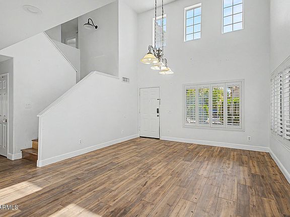 3rd image of 1044 N SAGUARO Street