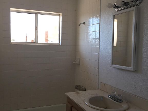 4th image of 17027 E Avenue K8