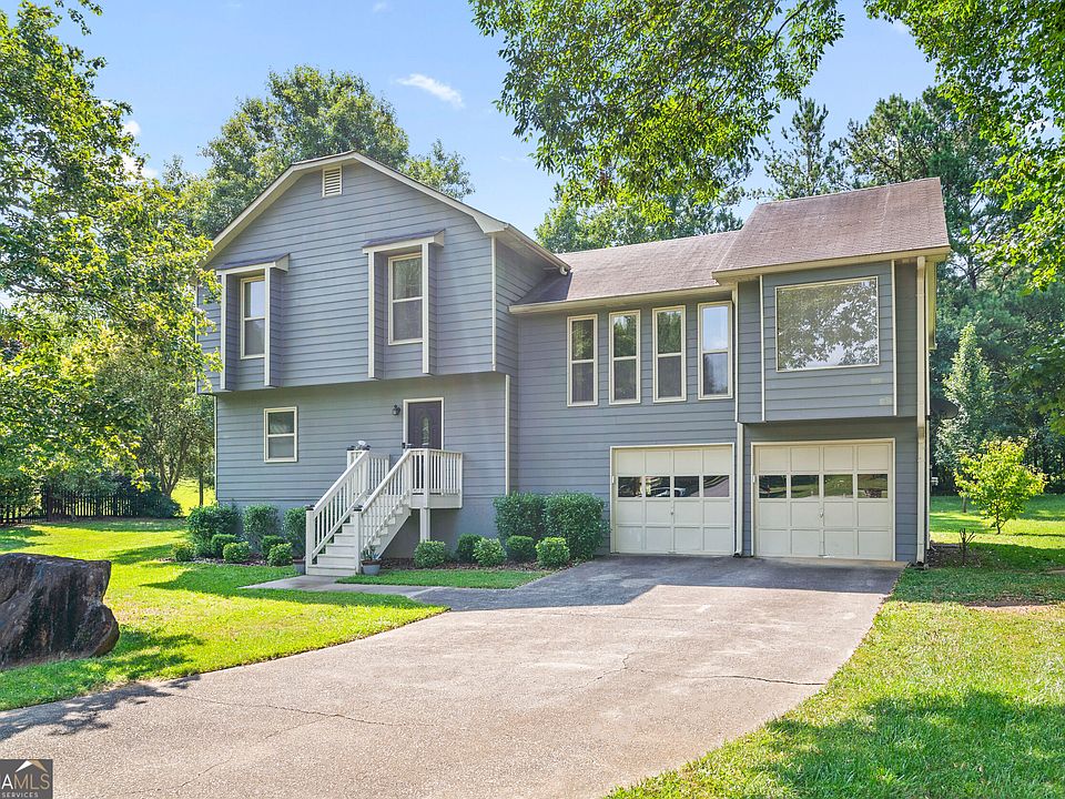 1st image of 2643 Green Meadow Ln NE