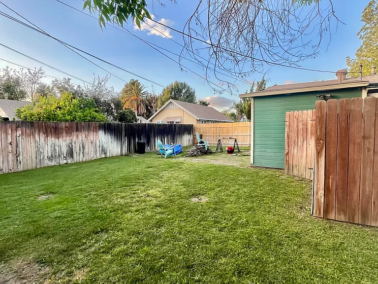 3726 Briscoe St — Photo 10