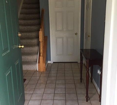 5th image of 38 Quarterpole Ct