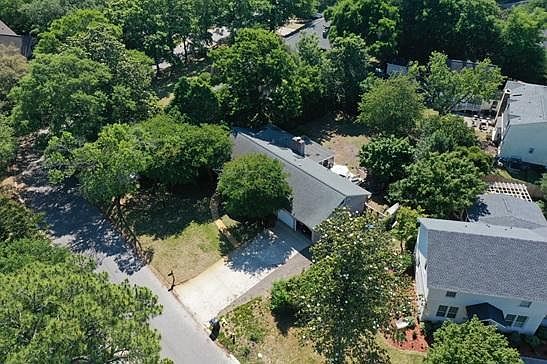 5th image of 653 Pawley Rd