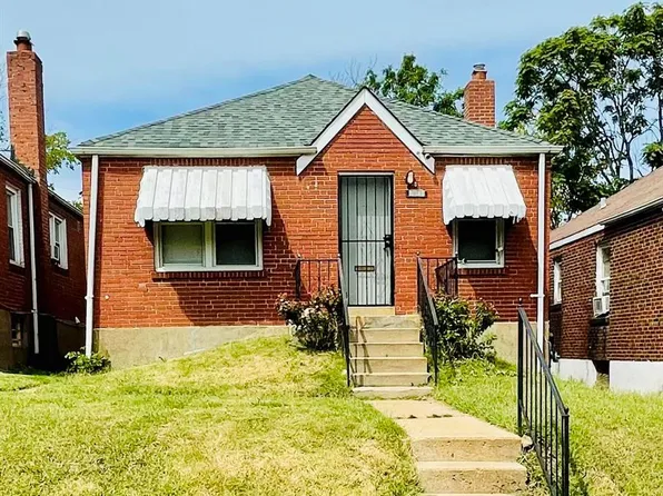 1131 Angelica St, Saint Louis, MO 63107