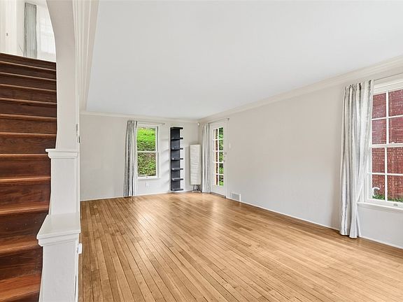 5th image of 1037 Osage Dr