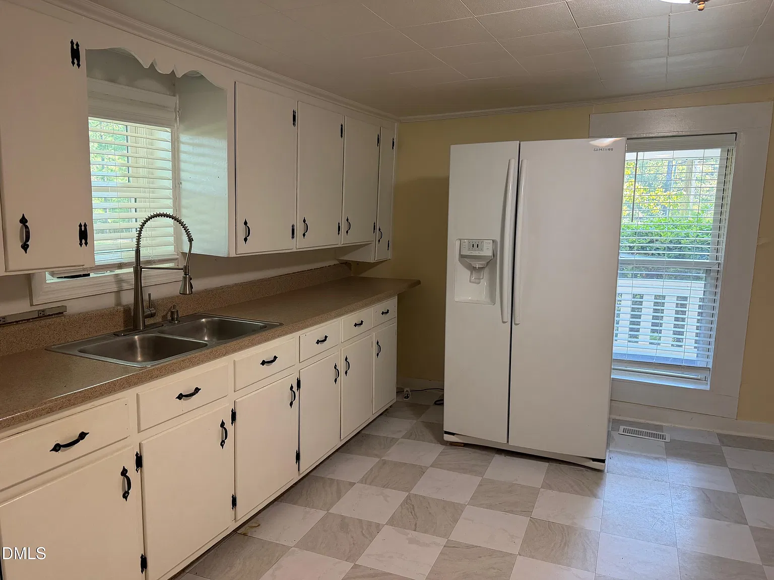 2 bed, 1.0 bath, $2,000 — Photo 3