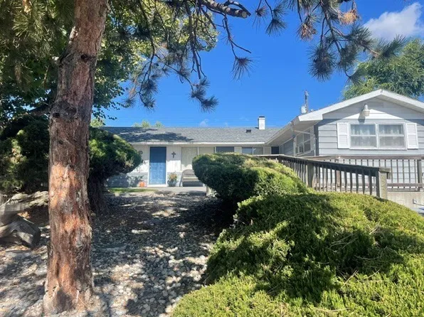 324 N Dale Road, Moses Lake, WA 98837