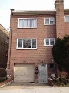 1st image of 4048 Harper Ave #2