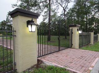 8150 Vanderbilt Beach Rd, Naples, FL 34120