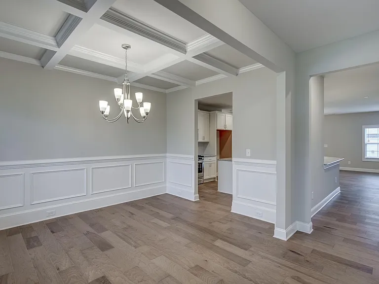 60 Kingsly Dr — Photo 6