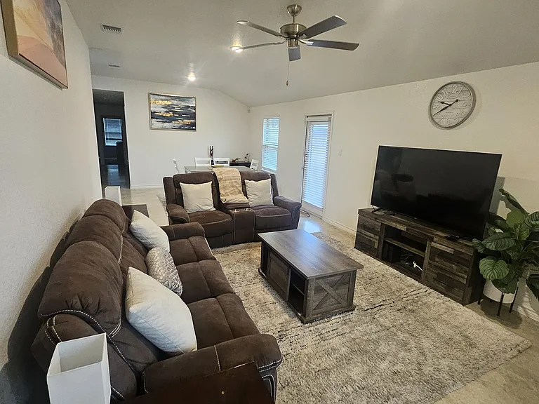 4404 Water St #B — Photo 4