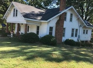 304 E 4th St, Oakboro, NC 28129