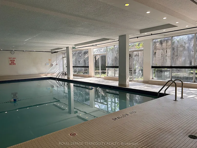 100 Mornelle Ct #1070 — Photo 11