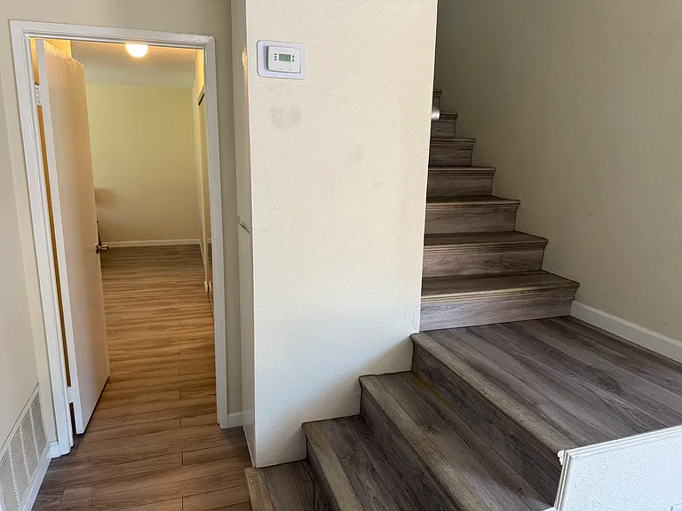 1612 Carmel Cir E — Photo 22