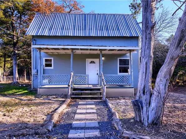 430 Green Valley Dr, Bastrop, TX 78602