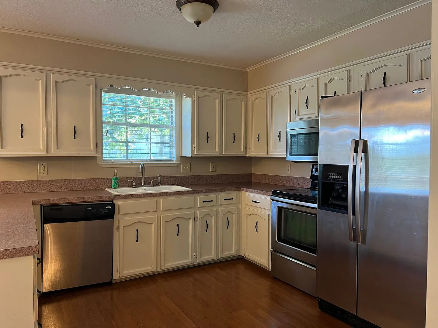 14 Feldspar Ct., Little Rock AR 72212 - Nice 3br 2ba split level, Pleasant Forest — Photo 3