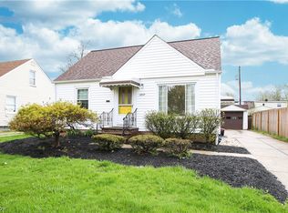 1237 Commonwealth Ave, Mayfield Heights, OH 44124