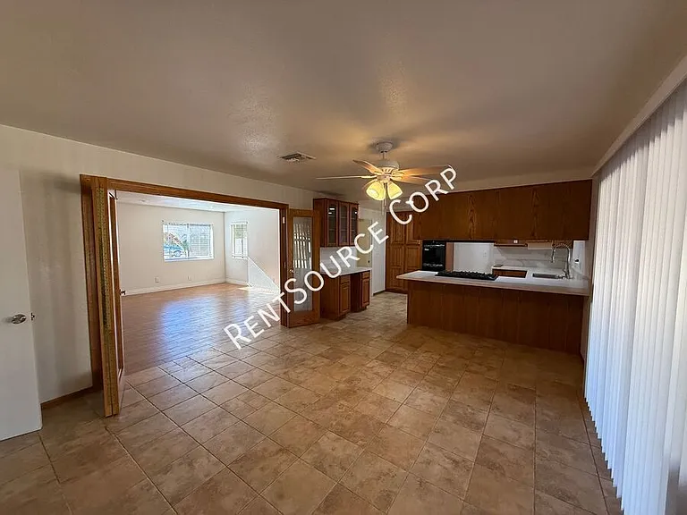 4827 W Avenue L6 — Photo 17