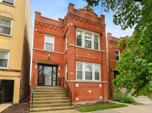 3907 W School St, Chicago, IL 60618