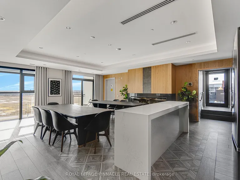 460 Gordon Krantz Ave #209 — Photo 39