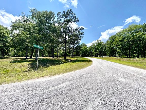 5th image of 91 Willowbrook Drive