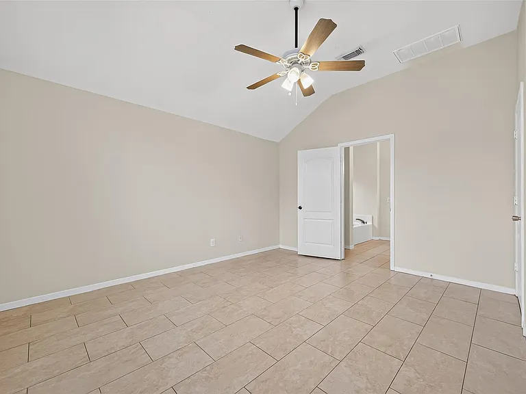17230 Hollow Sands Ct — Photo 27